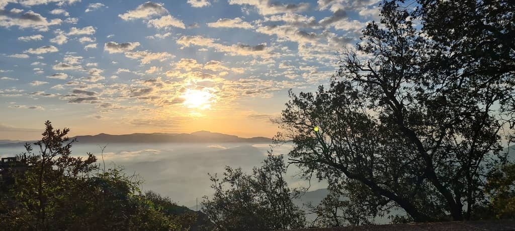 Amanecer en Montserrat. Retiros Nuria Alonso. Autoindagacion, silencio, devoción